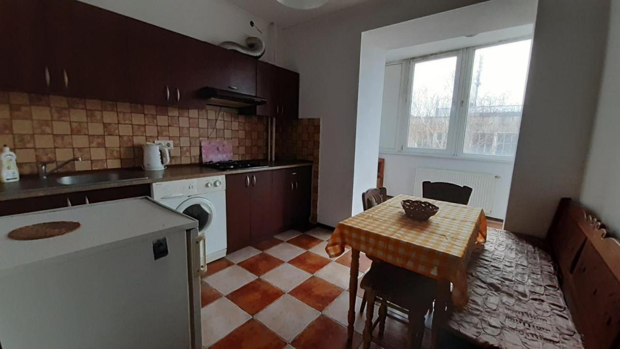 איוונו-פרנקיבסק Apartment Na Saharova מראה חיצוני תמונה
